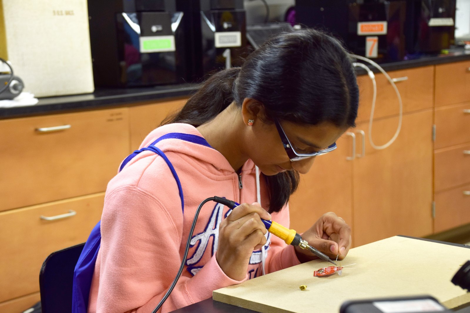 Extension STEM Is For Girls With University Of Illinois Extension’s 4G STEM Camp!